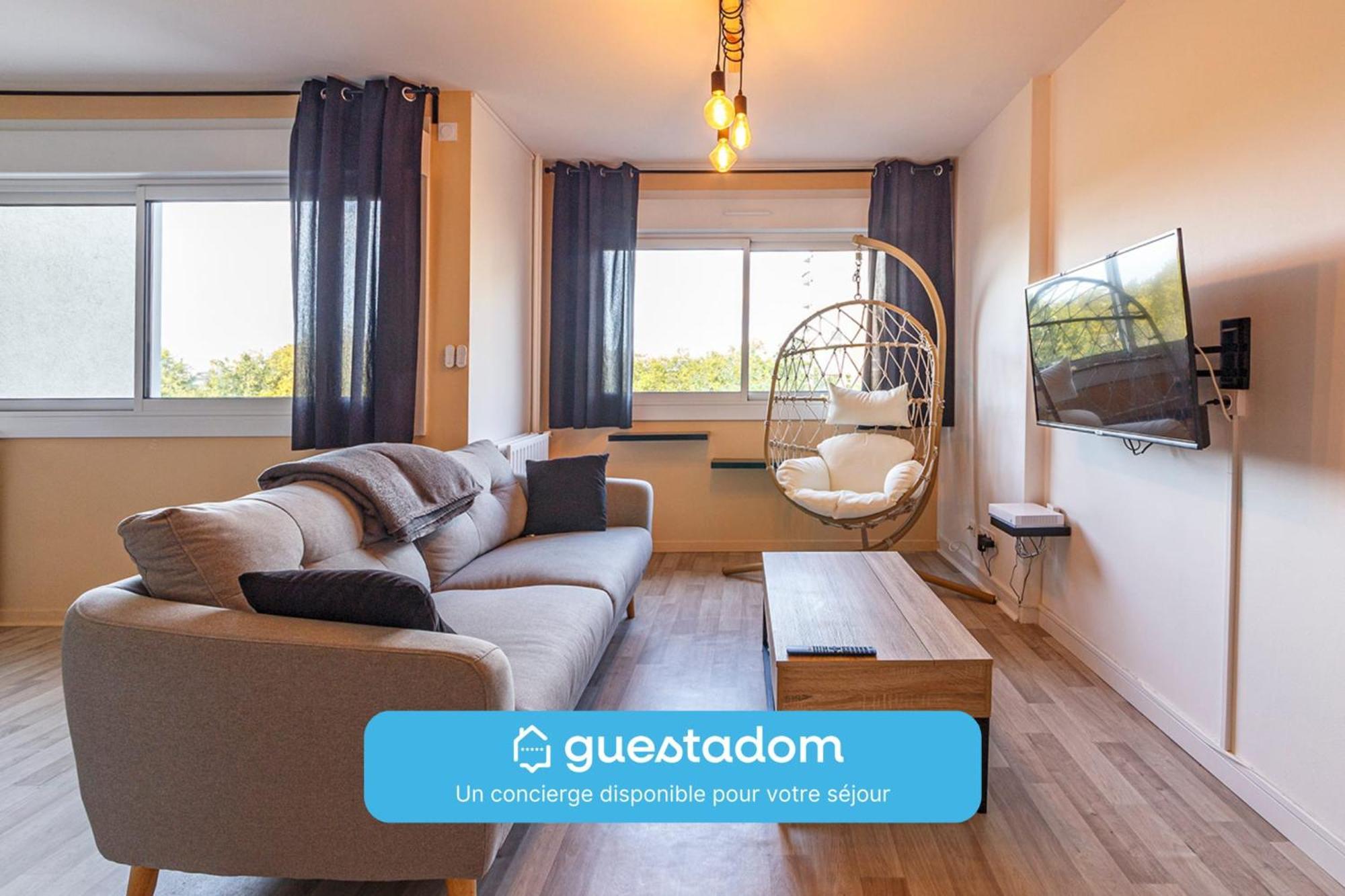 L'Oriole Wifi Parking Apartman Angers Kültér fotó